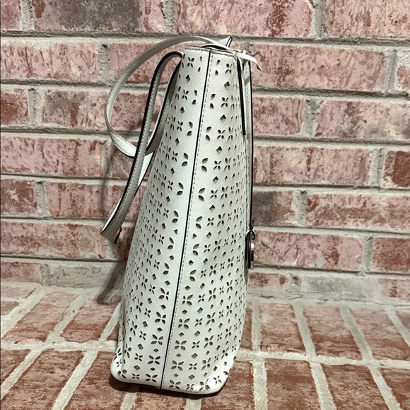 Michael Kors Hayley Perforated White Tote handbag - Picture 4 of 13